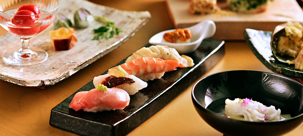 遠客のおもてなしや華やかなお祝いの席に。長崎の恵み豊かな幸を味わう絢爛旬味の天ぷら・寿司会席コース「橘 」