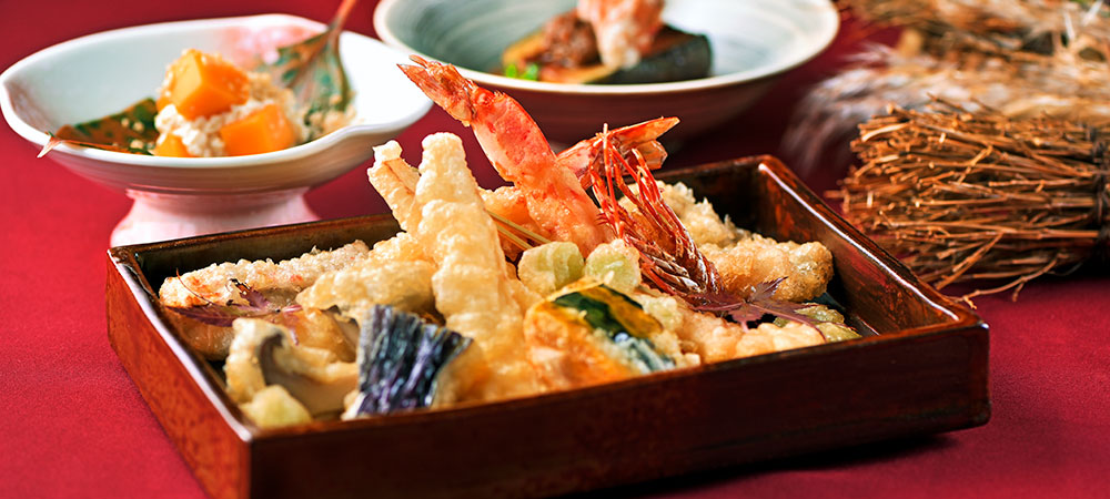 秋の味覚を揚げたてで味わう贅沢な天ぷらランチコース 「風頭 -KAZAGASHIRA-」