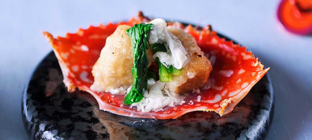 旬の味わいを丁寧に重ねた寿司ディナーコース「桜雲 -OUUN-」