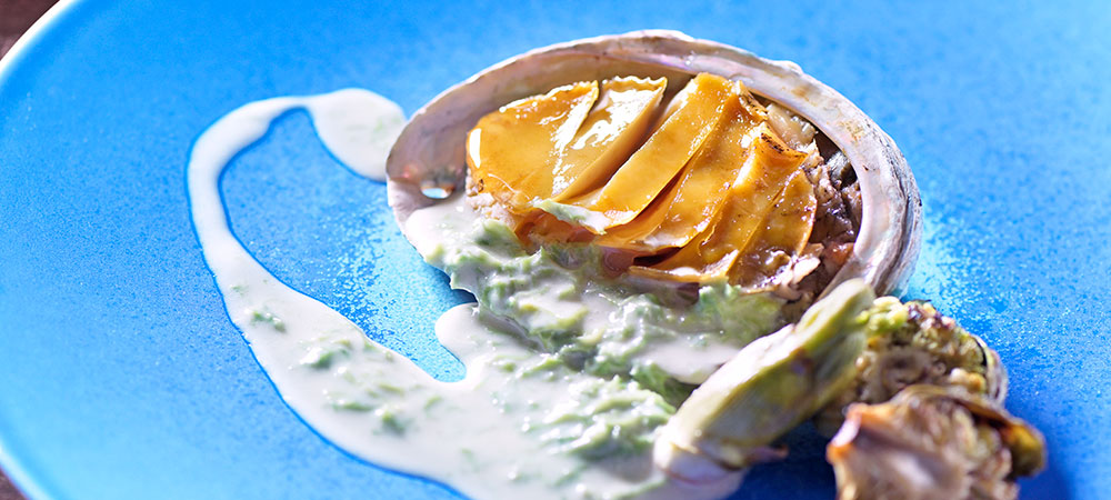 春の旬を味わう鉄板焼きランチコース 「鶴の港 -TSURU NO MINATO-」