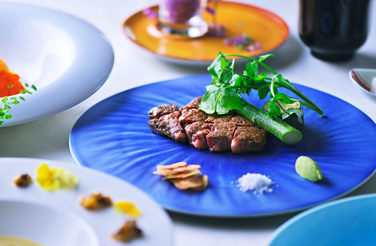 香りと音で楽しむ、初夏の鉄板焼きランチコース「青海 -OUMI-」