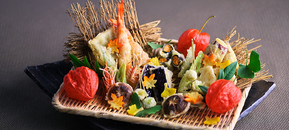 秋の味覚を揚げたてで味わう、贅沢な天ぷらランチ「稲佐 -INASA-」